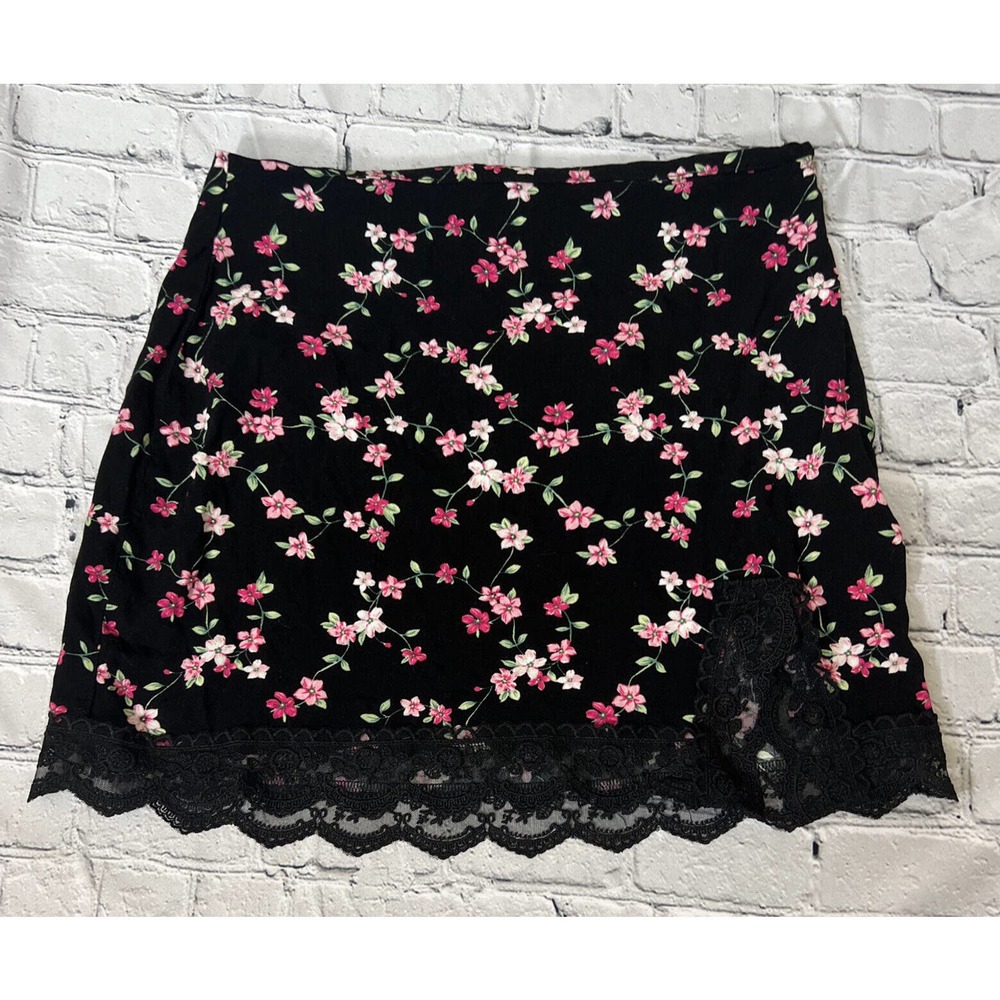 LA Hearts Black Floral Lace Trim Mini Skirt Women’s M